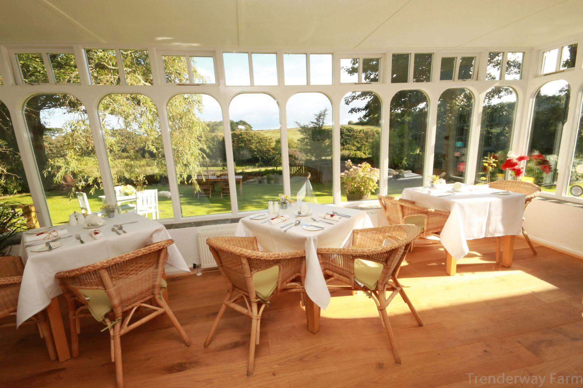 Trenderway Farm Bed & Breakfast Looe Ngoại thất bức ảnh